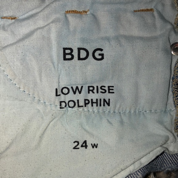 BDG Low Rise Dolphin Denim Shorts - Picture 2 of 2